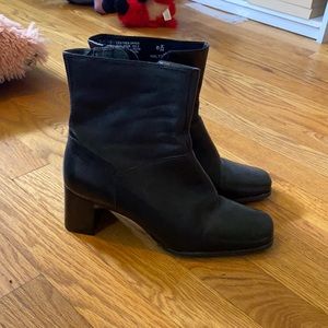 Vintage square boots leather